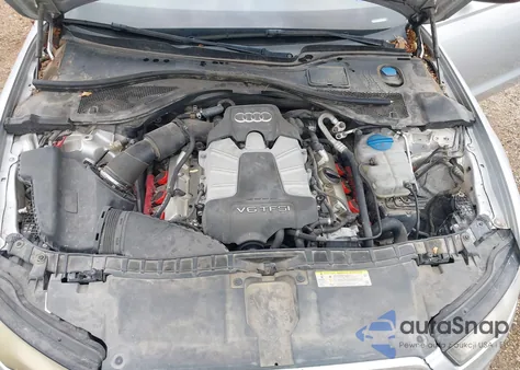 2013 Audi A6 3.0T Premium z USA, uszkodzony, nr VIN WAUGGAFC6DN152419